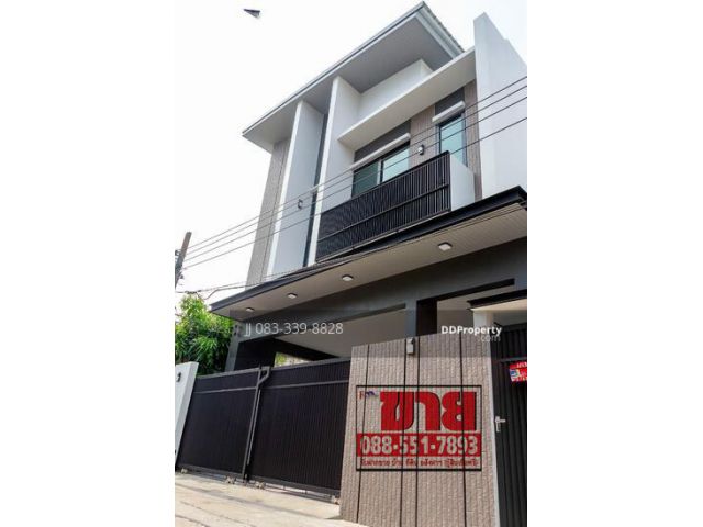 ขายบ้านเดี่ยว  สร้างเอง  46 ตรว. ซอยปรีดี พนมยงค์ 14 (ปรีดีฯ 26 แยก 10) ใกล้เอกมัย