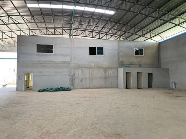 โกดัง โรงงานให้เช่า 2800 ตรม. กระทุ่มแบน สมุทรสาคร ขอ รง.4 ได้ ค่าเช่าถูก
