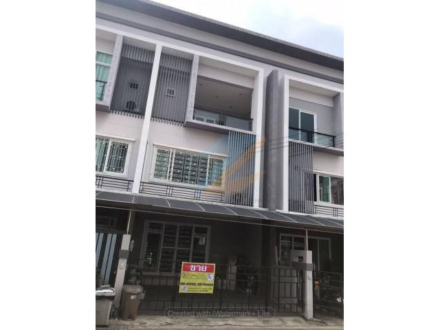 ขายทาวน์โฮม 3 ชั้น21.4วา  ม.The​ Exclusive​ Pattanakarn​-Ekamai-Thonglor ซ.พัฒนาการ​44​