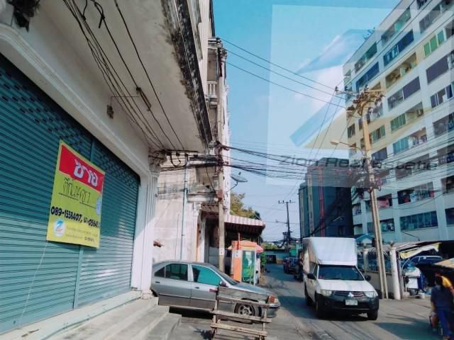 ขายด่วนอาคารพาณิชย์ห้องมุม 4 ชั้น 24 ตร.วา  อ่อนนุช25 (ซ.วัดทองใน) กทม.