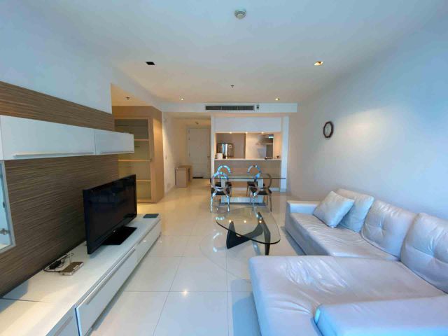 Athenee Residences - Beautifully Furnished 2 Bedrooms / 96 Sqm / BTS Ploenchit