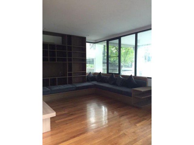 ขายบ้านเดี่ยว 3 ชั้น หมู่บ้านปัญญา ซอยพัฒนาการ 30