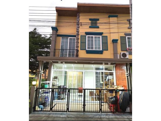 ขายทาวน์โฮม โกลเด้นทาวน์อ่อนนุช-พัฒนาการ หมู่บ้านริมทะเลสาบ โซน อ่อนนุช,พัฒนาการ,ลาดกระบัง ฟรีของแถม