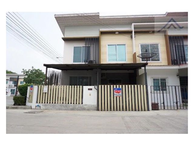 ขาย ทาวน์โฮม ห้องมุม 23.6 ตรว. เดอะ โมดิช บางบัวทอง