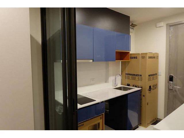 เช่า เดอะเบส สะพานใหม่ ชั้น 3 ขนาด 28 ตรม.