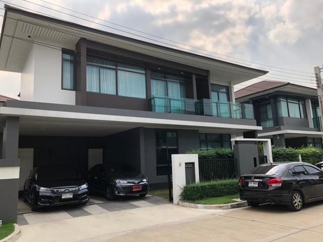 ให้เช่าบ้านเดี่ยว 2 ชั้นย่านกรุงเทพกรีฑา เศรษฐสิริ กรุงเทพกรีฑา Setthasiri Krungthep Kreetha พร้อมอยู่ เลี้ยงสัตว์ได้