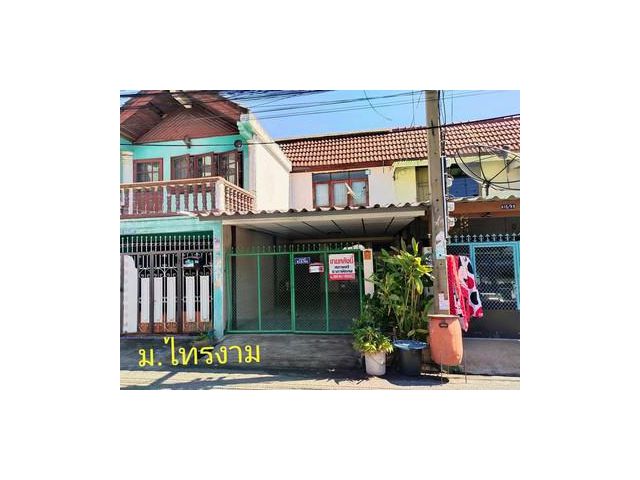 พร้อมอยู่ ราคาถูก ต่อเติมหน้าบ้านและครัว