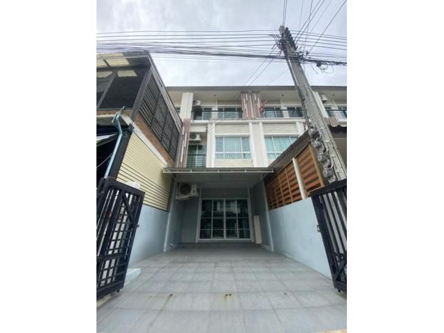 รหัสทรัพย์ B4422 ให้เช่าทาวน์โฮม 3 ชั้น โครงการเดอะแพลนท์ ซิตี้ นวมินทร์ ซ.นวมินทร์ 86 ถ.นวมินทร์