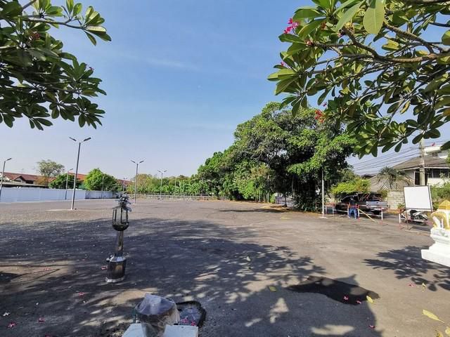 ให้เช่าที่ดิน 725 ตรว.ลาดพร้าว101 ทำเลดี