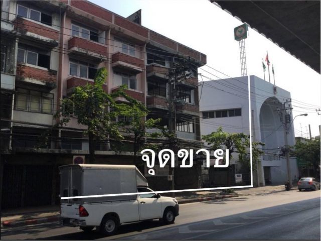 ขายมี่ดินติดถนนเพชรเกษม ใกล้สี่แยกท่าพระ เนื้อที่ 549.4 ตารางวา ใกล้ met ท่าพระ