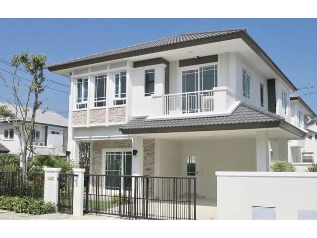รหัสทรัพย์ B4413 บ้านเดี่ยวให้เช่า หมู่บ้านมัณฑนา พระราม9-ศรีนครินทร์ กรุงเทพกรีฑา ซอย7 บางกะปิ