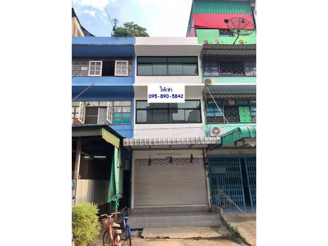 รหัสทรัพย์ B4442 ให้เช่าอาคารพาณิชย์ 3ชั้นครึ่ง หมู่บ้านสินสมบูรณ์ ซ.เพชรเกษม 114 หนองแขม