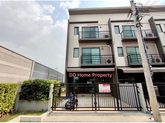 DD00359 ขายทาวน์เฮ้าส์ หมู่บ้านกลางเมือง