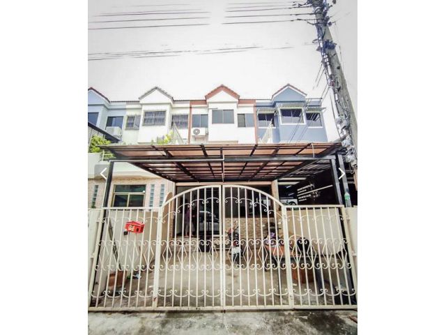 U1062 ให้เช่าทาวน์เฮ้าส์และโฮมออฟฟิศ 3 ชั้น ลาดพร้าว 71 โชคชัยสี่ ทำเลดีเดินทางสะดวก ใกล้ห้างเซ็นทรัล ใกล้เลียบทางด่วน แ