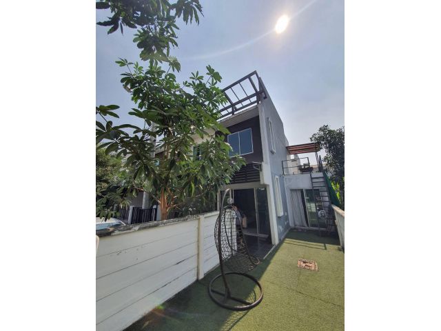 U1064 ให้เช่าทาวน์โฮม 2 ชั้น โครงการ อารียา เดอะคัลเลอร์ส พรีเมี่ยม เกษตร-นวมินทร์ ถนนลาดปลาเค้า บ้านพร้อมเฟอร์ครบ ทำเลด
