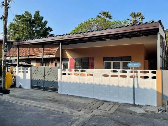 ให้เช่าบ้าน ซอยนวมินทร์105 เนื้อที่ 35 ตร.วา 2 นอน