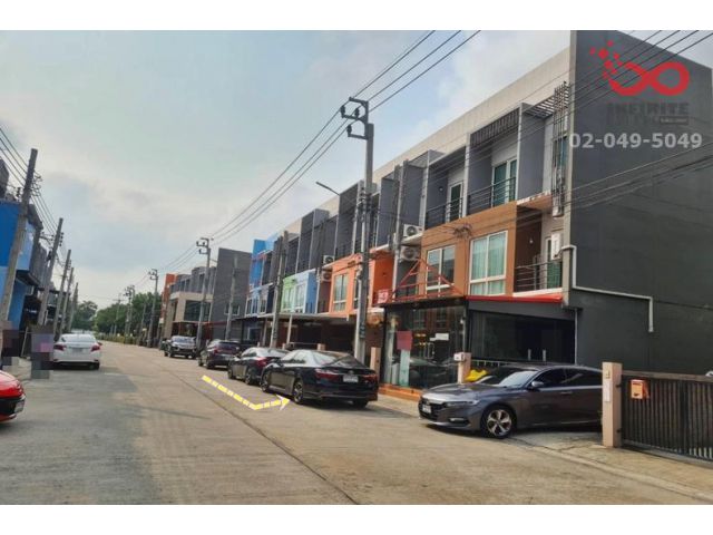 ขายทาวน์โฮม 3 ชั้น กรีนิช รามอินทรา ถนนรามอินทรา กม.12