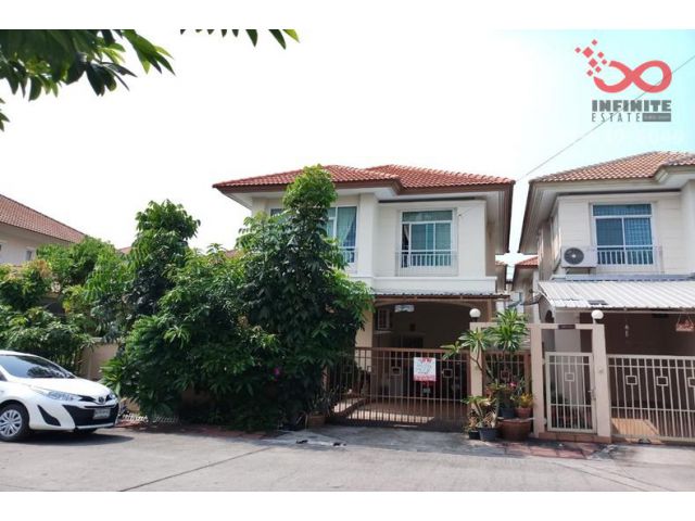 ขายบ้านแฝด 2 ชั้น  บ้านปรีชา ราม 1 ถนนราษฎร์พัฒนา ซอยมิสทีน