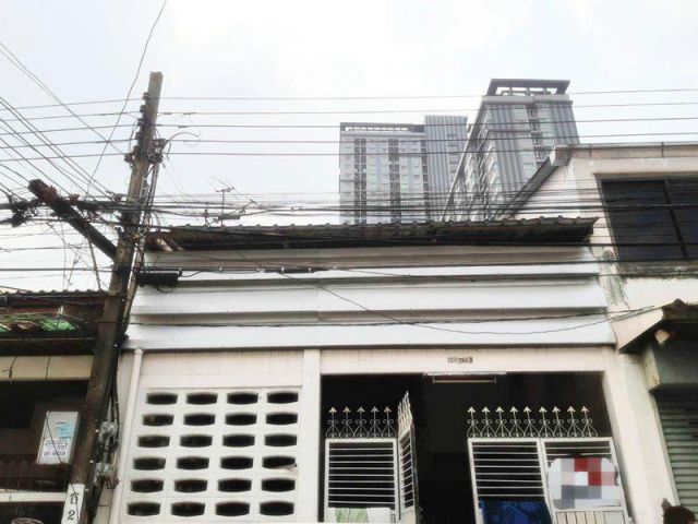 ขายทาวน์โฮม หมู่บ้านไผ่ทองนิเวศน์ เพชรเกษม 25/2