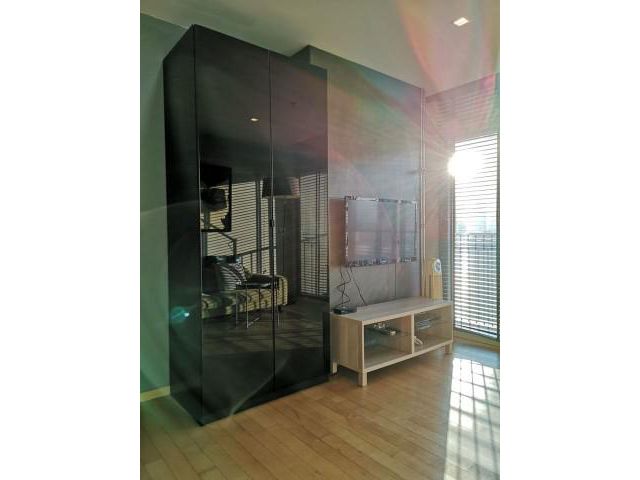 Code.A3439  Noble Solo Thonglor (Sukhumvit 55)  รายละเอียด Studio Unit for Rent - 35sqm. Floor 10, C