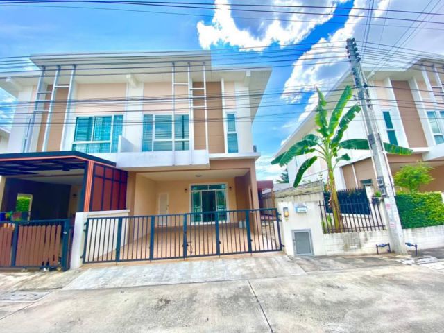 ขาย/ให้เช่าบ้าน  หมู่บ้านพาโนวิว เขานำซับ เก้ากิโล ศรีราชา