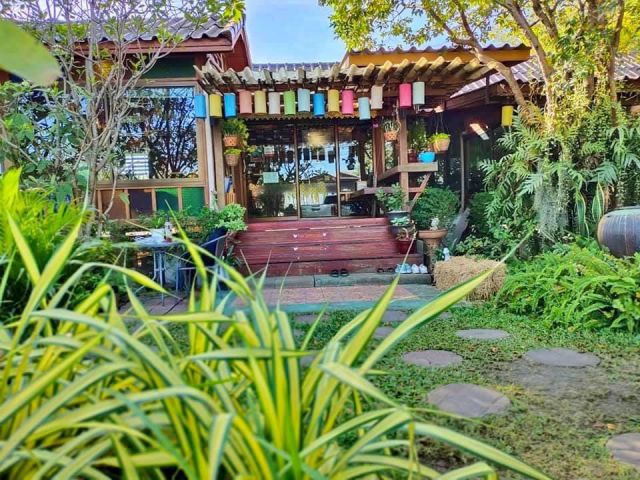 เซ้ง️ ร้านกาแฟ+อาหาร+คาแคร์ ติดถนนใหญ่ @จ.พิษณุโลก ( อ.เมือง ต.วัดจันทร์ )