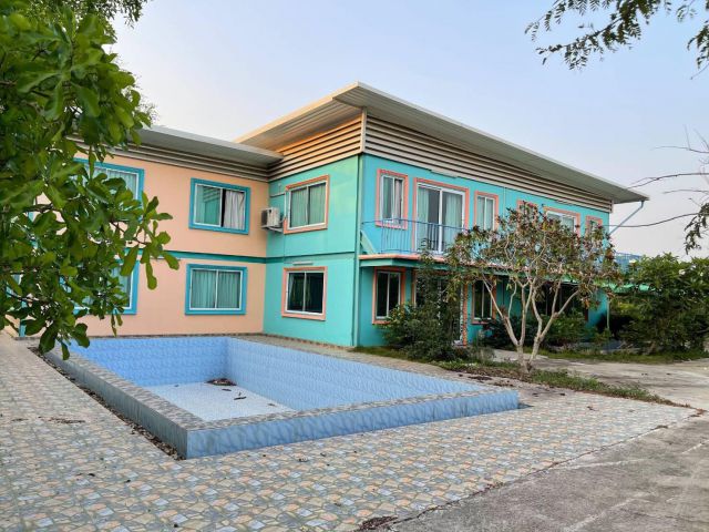 ขายบ้านพร้อมโรงงาน ขนาด5ไร่กว่า  พร้อมเครื่องจักร