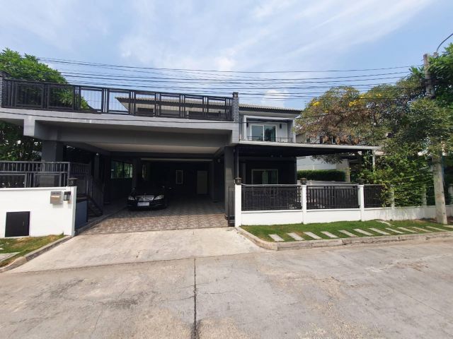 ให้เช่าบ้านเดี่ยว  4 ห้องนอน  เฟอร์นิเจอร์ครบพร้อมอยู่  ย่านสุขาภิบาล5-วัชรพล  ใกล้ทางด่วน  R080