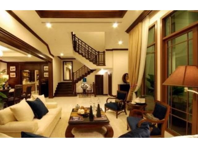 RENTบ้านเดี่ยวสระว่ายน้ำส่วนตัว ย่านสาทร สีลม
