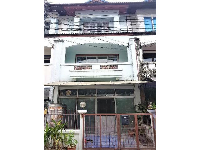 ทาวน์เฮ้าส์ให้เช่ารามอินทรา21 3ชั้น 20 ตรว.3นอน