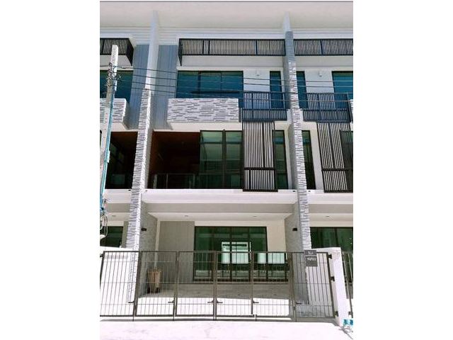ให้เช่า Plex บางนา ใกล้ตึก Nation Towerบางนาตราด