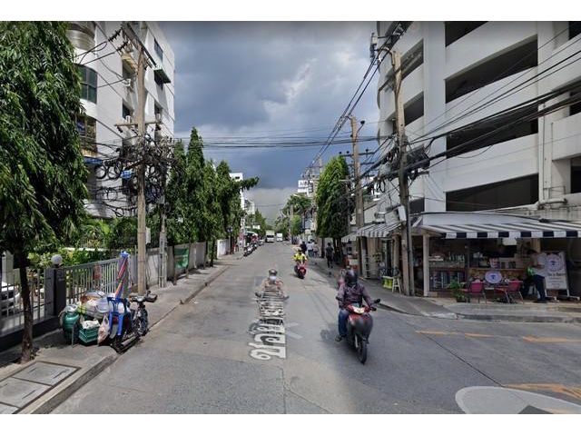ให้เซ้งร้านอาหาร พหลโยธิน 8  ย่านอารีย์ซอยสายลม