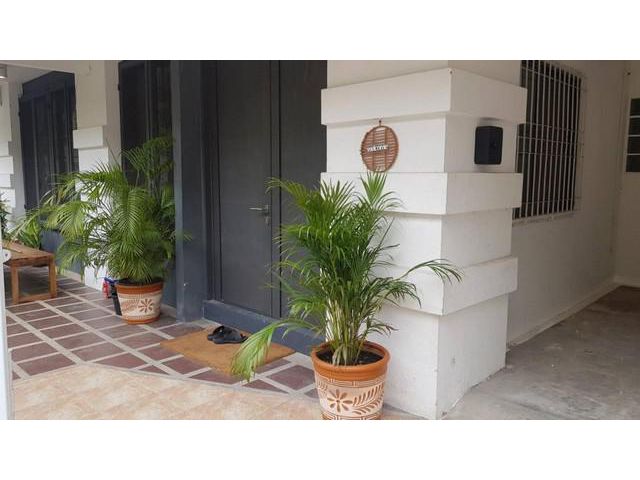 ให้เช่าทาวน์เฮ้าส์ขนาดใหญ่ 2 ชั้น ซอยเอกมัย 22