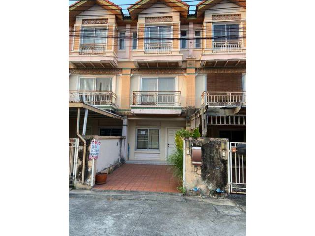 ทาวน์โฮม 3 ชั้น 17.7 ตรว. ม.สนารา-วิภาวดี