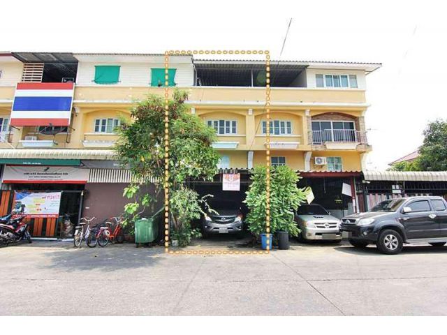 ขายตึกแถว หมู่บ้าน บัวทองธานี  3 ชั้น  ใกล้ 7-11