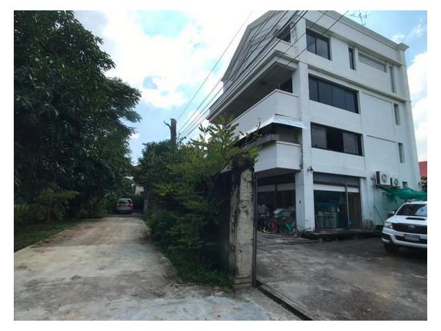 ขายบ้านทรงอาคาร 4ชั้น พุทธมณสาย 2