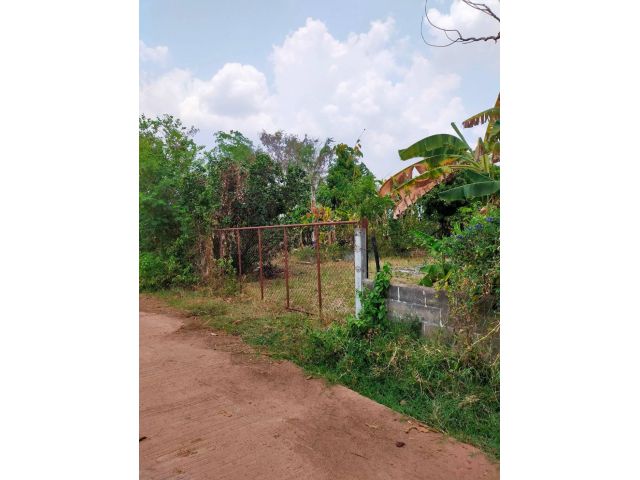 ที่ดินสร้างบ้าน 156 ตร.ว. ใกล้ สพฐ.เขต 5 อ.เดชอุดม จ.อุบลฯ