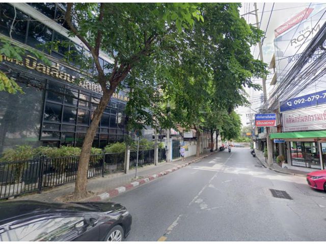 ขายที่ดินเปล่า สาทร ซ.11 สามารถทำตึกสูงได้