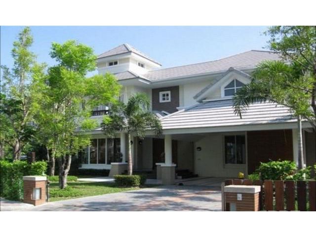 ให้เช่าบ้าน 100 ตรว. สุขุมวิท 36 พร้อมสระว่ายน้ำ