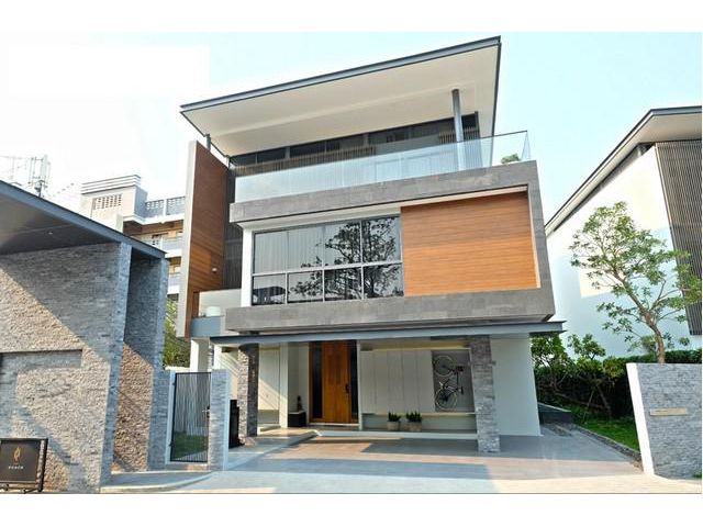 ให้เช่าบ้าน 3 ชั้น THE HONOR เอกมัย–รามอินทรา