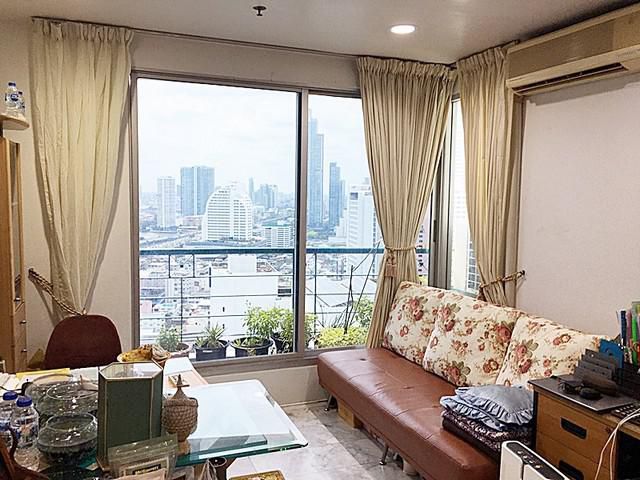 ขายคอนโดสาธรเฮ้าส์ (Sathorn House Condo)ใกล้ BTS