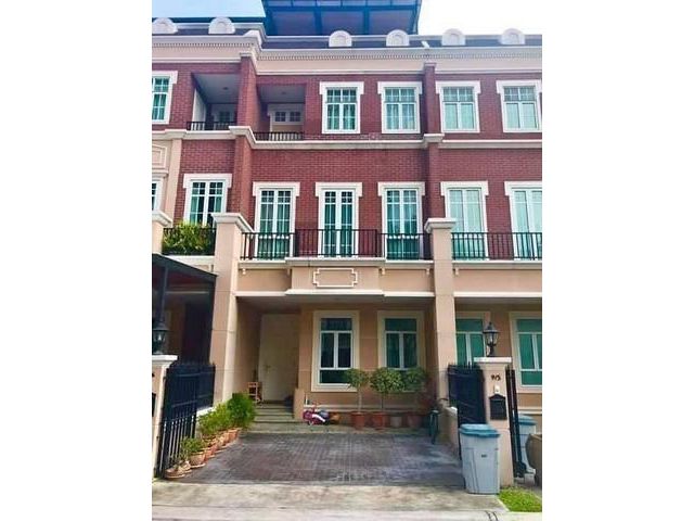 ให้เช่าทาวน์โฮม4ชั้น โครงการ Garden Square Sukhumvit 77 By Sansiri สไตล์ Kensington
