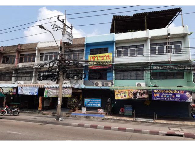 ให้เช่า อาคารพาณิชย์ ติดถนนนวมินทร์ ใกล้ซอยนวมินทร์ 109 ถนนนวมินทร์ เขตบึงกุ่มกรุงเทพมหานคร