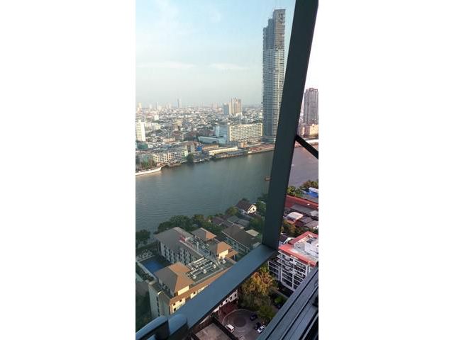 คอนโด บ้านสาทร เจ้าพระยา  วิวแม่น้ำ 87 ตร.ม.