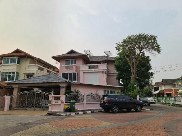 ขายบ้านเดี่ยว 3 ชั้น 77 ตรว. ม.เอกสิน3 นวลจันทร์23