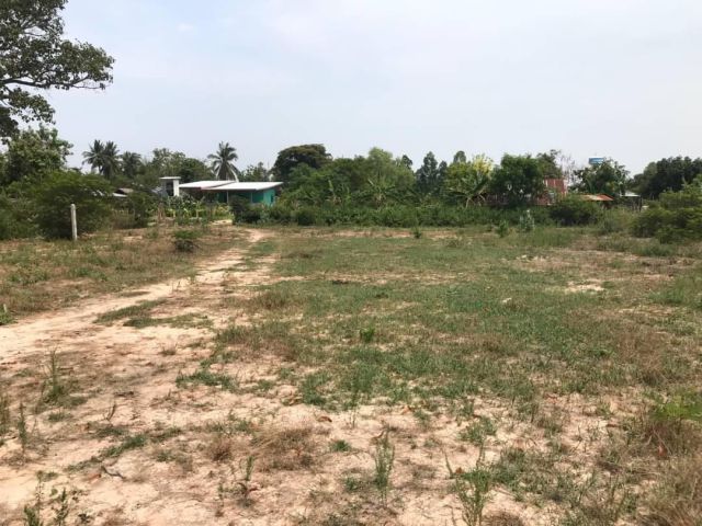 ที่ดินเงินผ่อนหลังโลตัสกันทรารมย์/ ศรีสะเกษ