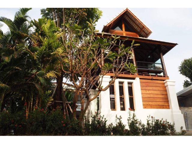 ขายบ้านสารภี ร้านอาหาร ร้านกาแฟ ที่พัก เนื้อที่​ 2​48​ ตร.ว. ราคา 5.8ล้าน