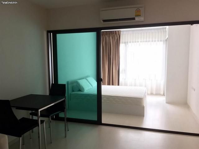 Condolette Pixel Sathorn     วิวสระว่ายน้ำ