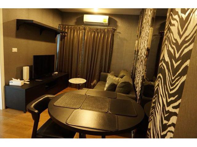 Condolette Dwell Sukhumvit 26     BTS พร้อมพงษ์