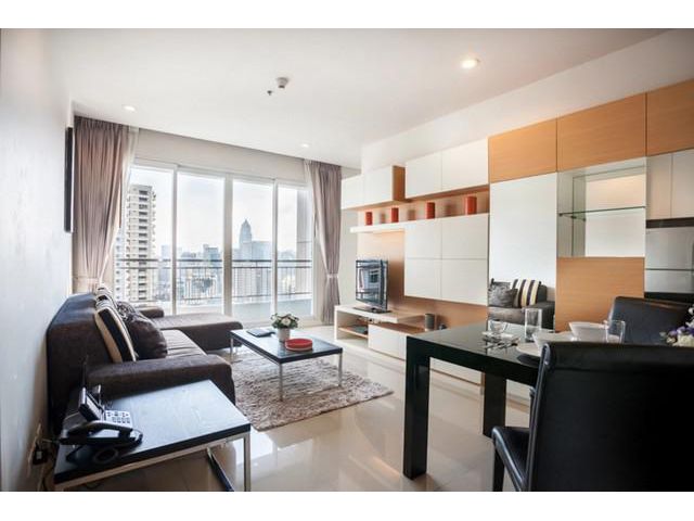 Circle Condominium   MRT เพชรบุรี   ห้องมุม